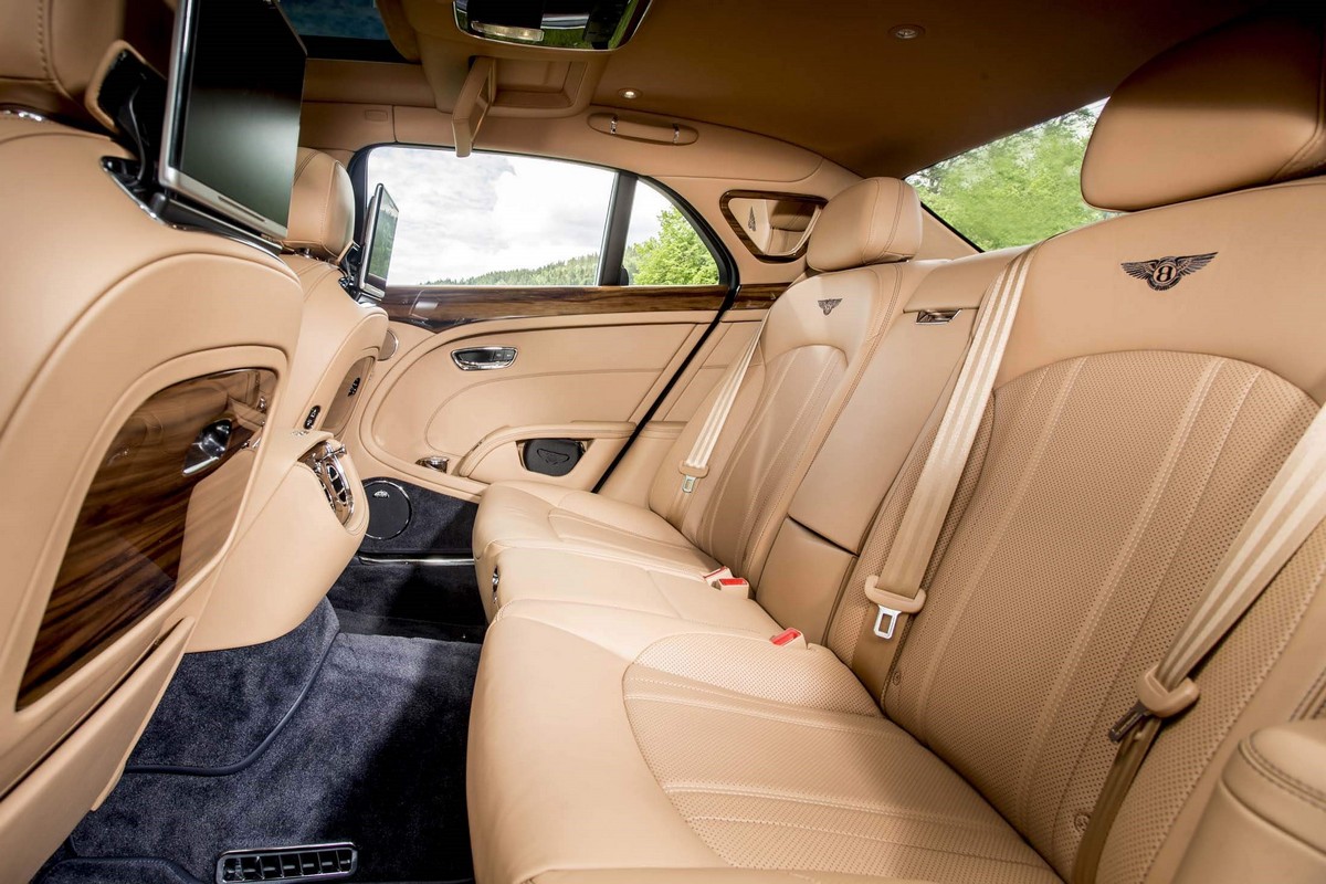 El interior del Land Rover defender